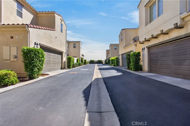 20304 Pienza Lane, Porter Ranch, CA 91326 — photo 31 of 42