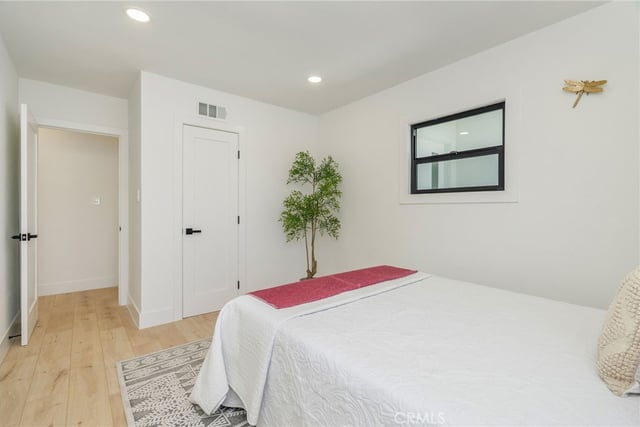 17200 Lanark Street, Lake Balboa, CA 91406 — photo 13 of 24