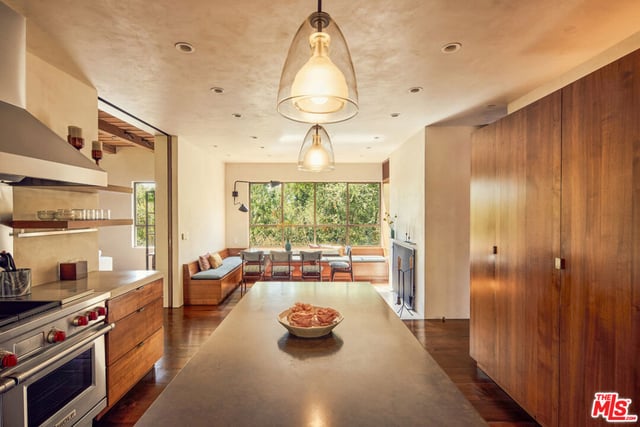1680 Old Oak Road, Los Angeles, CA 90049 — photo 7 of 51