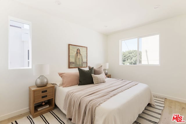 1233 1/2 N June Street, Los Angeles, CA 90038 — photo 19 of 26
