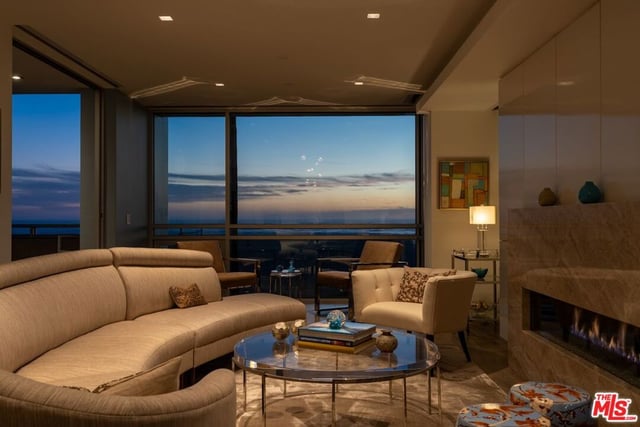 2505 Ocean Front Walk, Venice, CA 90291 — photo 12 of 49