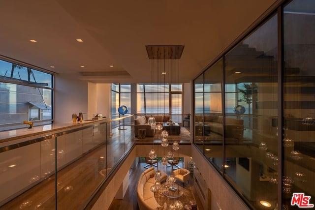 2505 Ocean Front Walk, Venice, CA 90291 — photo 19 of 49