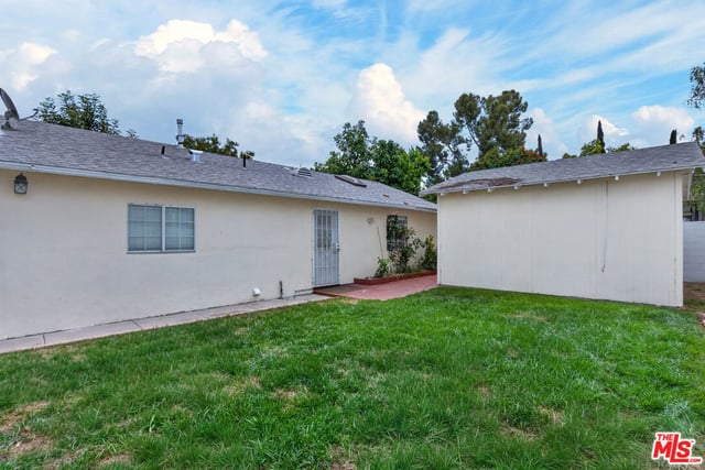23036 Victory Boulevard, Woodland Hills, CA 91367 — photo 29 of 45