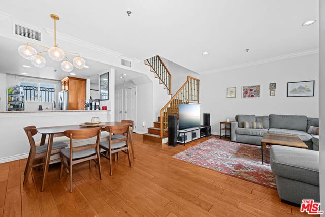 1030 S Norton Avenue 5, Los Angeles, CA 90019 — photo 16 of 31