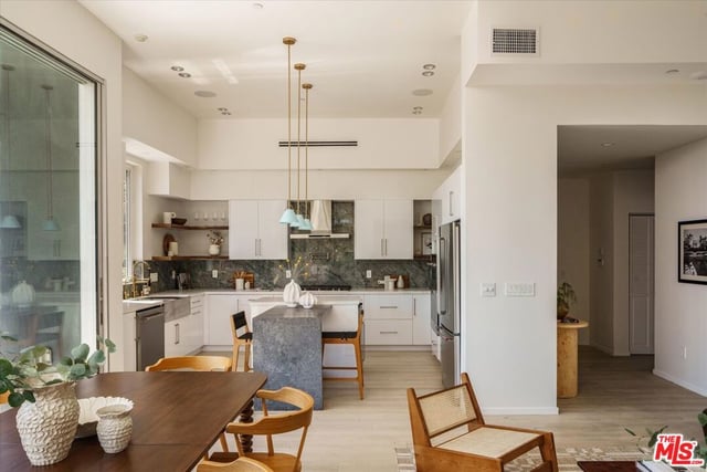 2309 Cove Avenue, Los Angeles, CA 90039 — photo 4 of 43