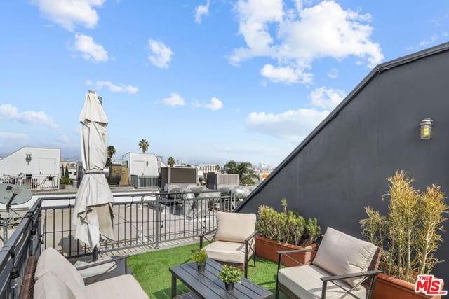 803 Wilcox Avenue 10, Los Angeles, CA 90038 — photo 29 of 36