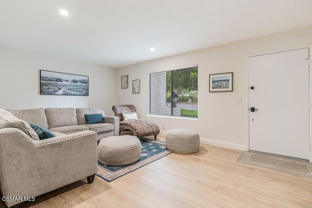 242 Green Lea Place, Thousand Oaks, CA 91361 — photo 3 of 31