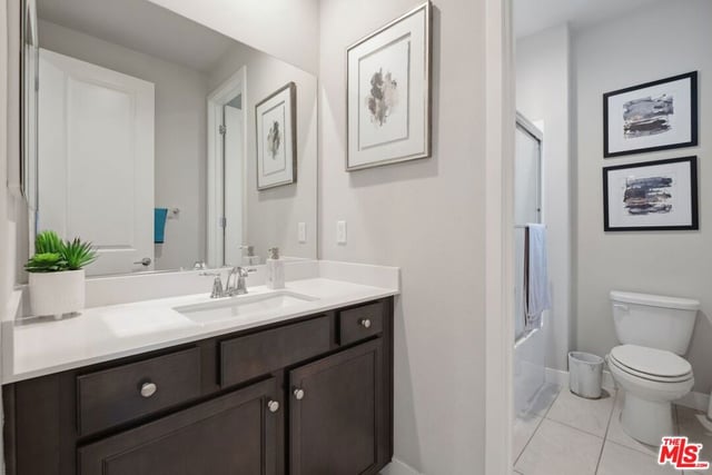 547 Daniel Freeman Circle, Inglewood, CA 90301 — photo 10 of 35