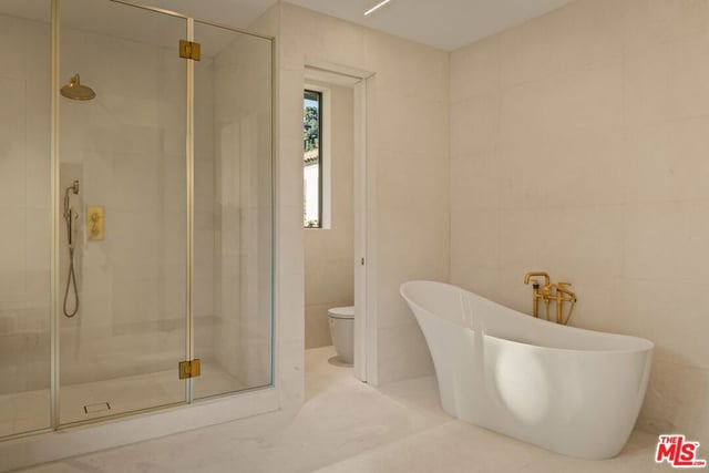 1395 N Doheny Drive, Los Angeles, CA 90069 — photo 9 of 28