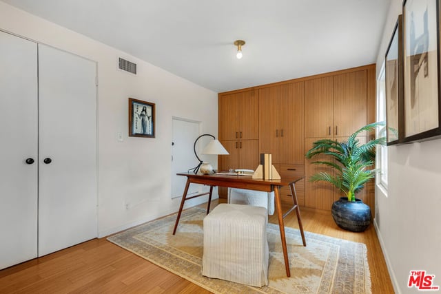 3931 Prospect Avenue, Los Angeles, CA 90027 — photo 21 of 29