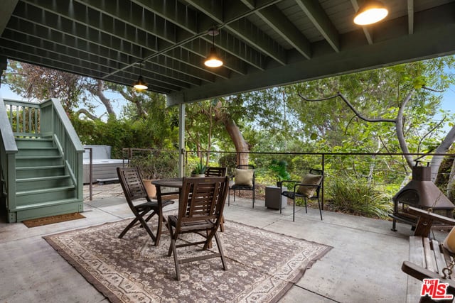 3931 Prospect Avenue, Los Angeles, CA 90027 — photo 3 of 29