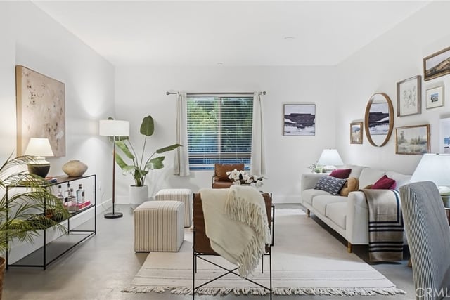 5232 Satsuma, North Hollywood, CA 91601 — photo 2 of 28