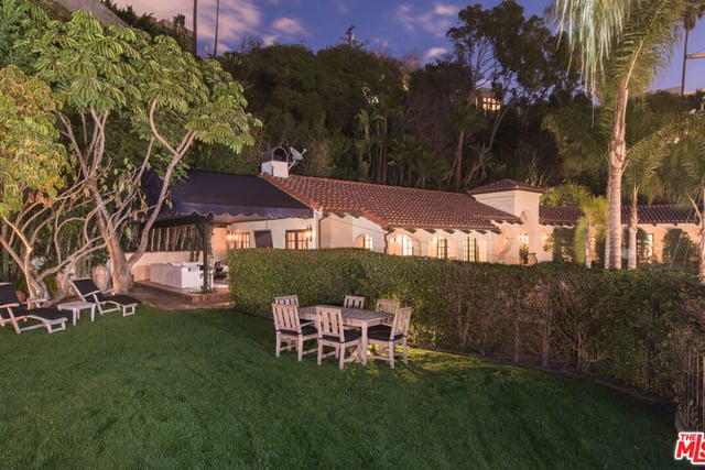 9101 St Ives Drive, Los Angeles, CA 90069 — photo 30 of 32