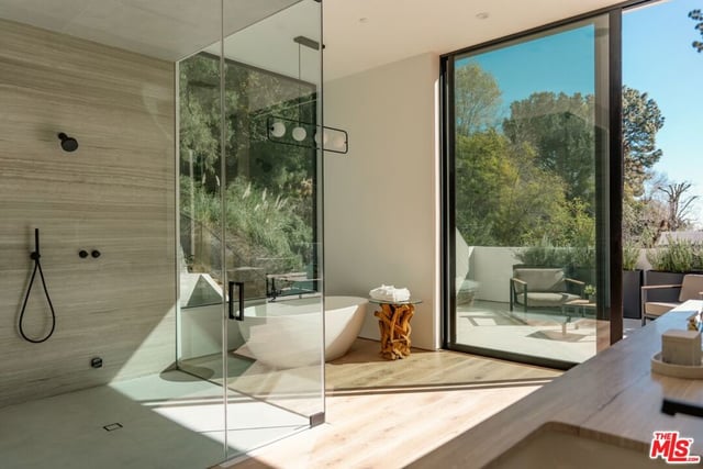 1508 Roscomare Road, Los Angeles, CA 90077 — photo 21 of 28