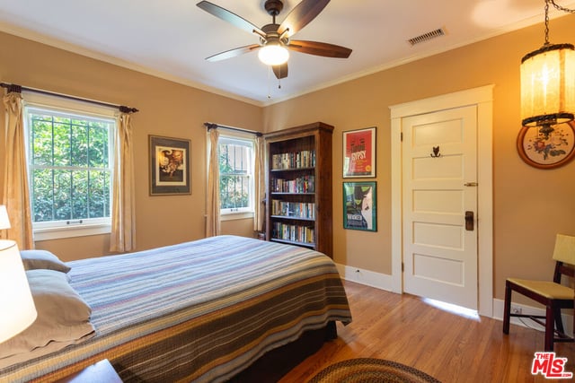 5836 La Mirada Avenue, Los Angeles, CA 90038 — photo 17 of 41