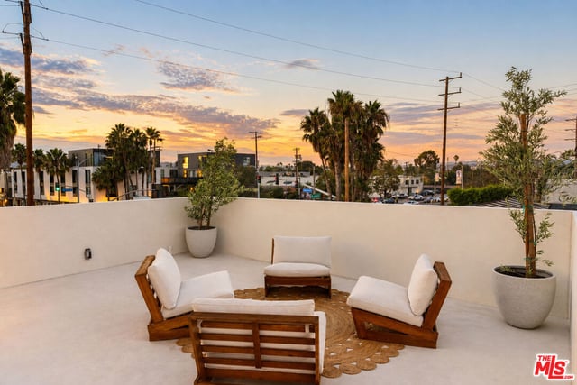 1706 Abbot Kinney Boulevard, Venice, CA 90291 — photo 2 of 50