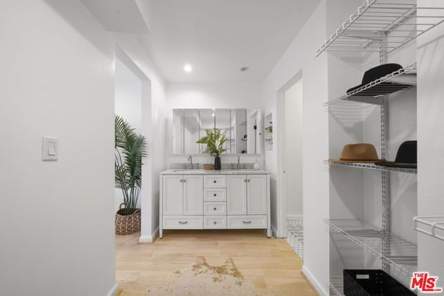 2700 E Cahuenga Boulevard 4121, Los Angeles, CA 90068 — photo 12 of 20