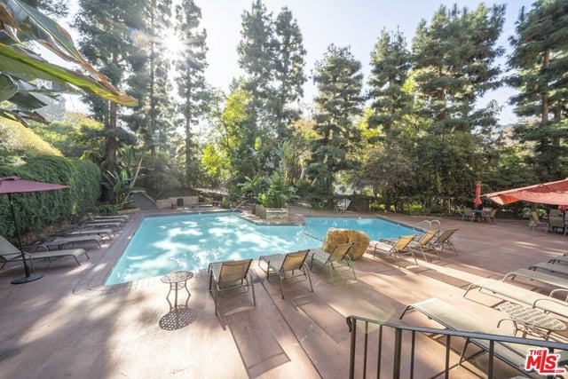 2700 E Cahuenga Boulevard 4121, Los Angeles, CA 90068 — photo 17 of 20