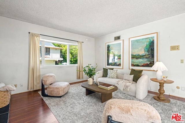7554 Devista Drive, Los Angeles, CA 90046 — photo 13 of 30