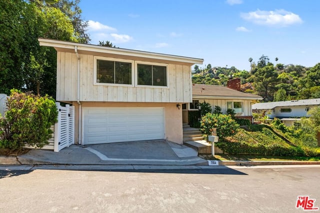 7554 Devista Drive, Los Angeles, CA 90046 — photo 2 of 30
