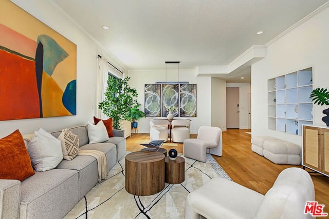 839 Larrabee Street 2, West Hollywood, CA 90069 — photo 14 of 42