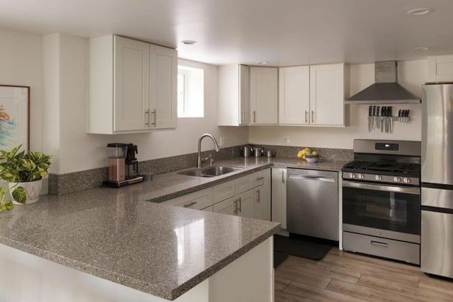 6042 Delphi Street, Los Angeles, CA 90042 — photo 11 of 31