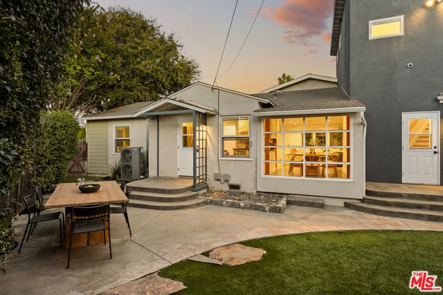 8225 Handley Avenue, Los Angeles, CA 90045 — photo 7 of 23