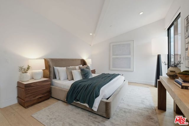 663 Vernon Avenue, Venice, CA 90291 — photo 13 of 26