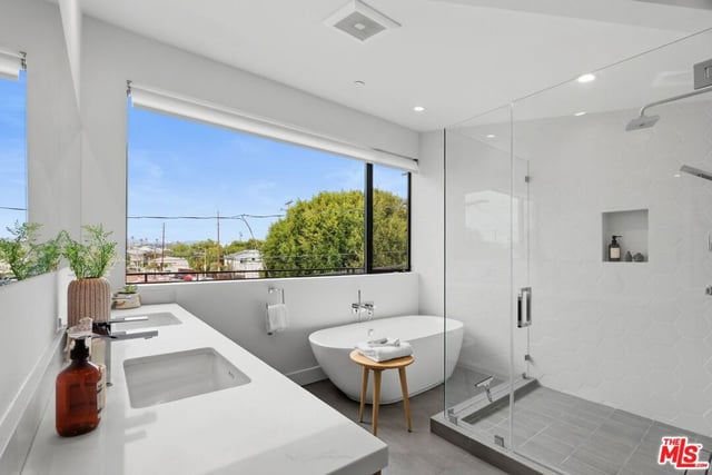 663 Vernon Avenue, Venice, CA 90291 — photo 15 of 26