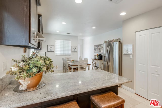 1245 S Muirfield Road, Los Angeles, CA 90019 — photo 18 of 38