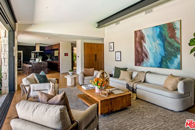 3526 Wrightwood Court, Studio City, CA 91604 — photo 8 of 49