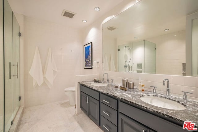 1033 Carol Drive 302, West Hollywood, CA 90069 — photo 12 of 18