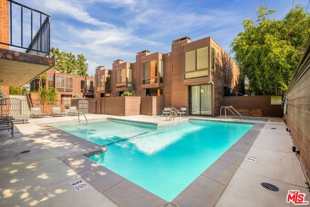 1033 Carol Drive 302, West Hollywood, CA 90069 — photo 17 of 18