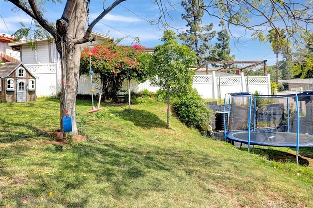 4265 Yosemite, Los Angeles, CA 90065 — photo 20 of 25