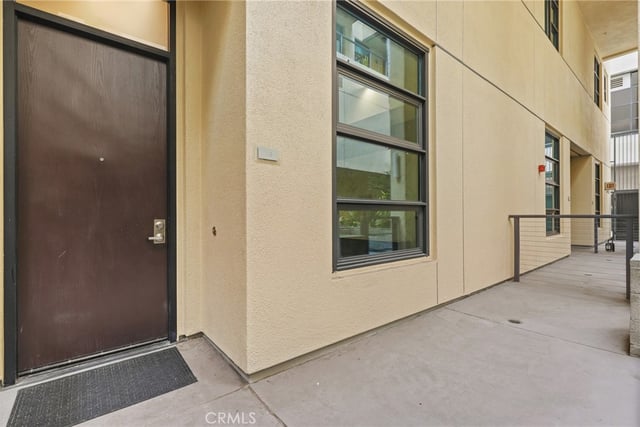133 The Promenade N 118, Long Beach, CA 90802 — photo 4 of 40