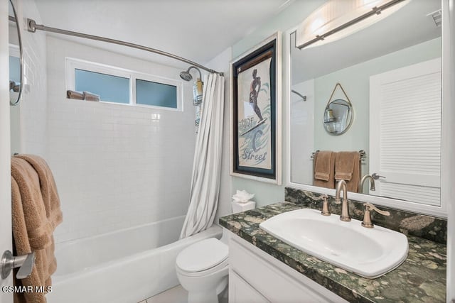 3237 Playa Court, Oxnard, CA 93035 — photo 12 of 48