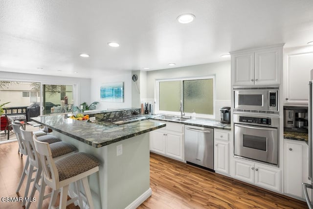 3237 Playa Court, Oxnard, CA 93035 — photo 15 of 48