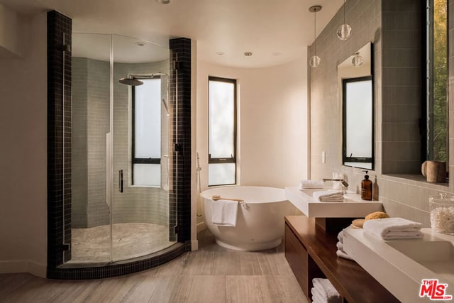 218 Alta Avenue, Santa Monica, CA 90402 — photo 19 of 30