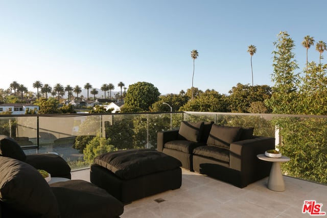 218 Alta Avenue, Santa Monica, CA 90402 — photo 24 of 30