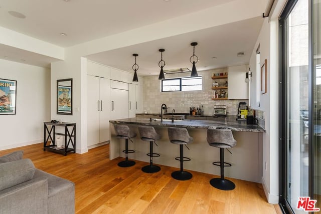 2416 Penmar Avenue, Venice, CA 90291 — photo 7 of 24