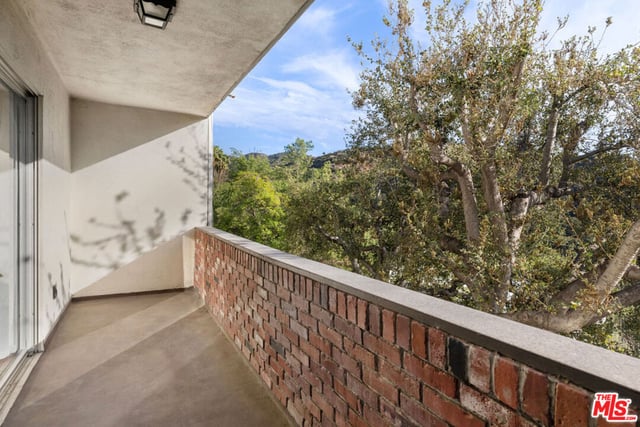 1935 Alpha Road 323, Glendale, CA 91208 — photo 7 of 15