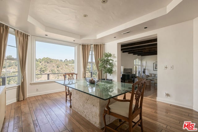 2312 Kimridge Road, Beverly Hills, CA 90210 — photo 16 of 40