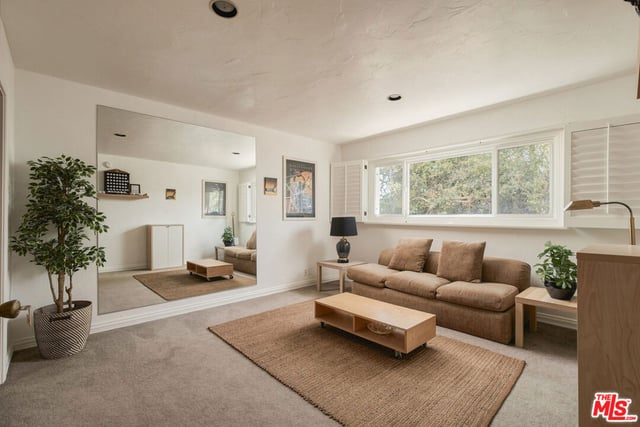 2312 Kimridge Road, Beverly Hills, CA 90210 — photo 33 of 40