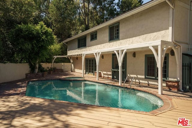 2573 Benedict Canyon Drive, Los Angeles, CA 90210 — photo 16 of 46