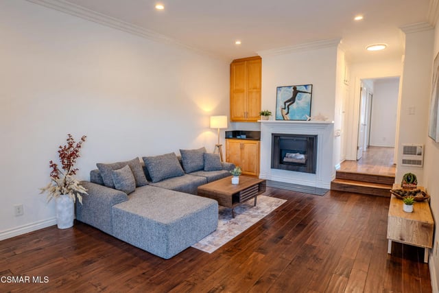 1021 5th Street 206, Santa Monica, CA 90403 — photo 7 of 25
