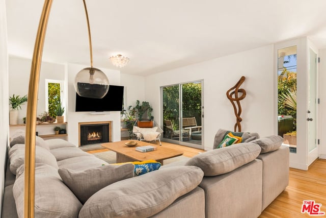 722 California Avenue, Venice, CA 90291 — photo 7 of 34