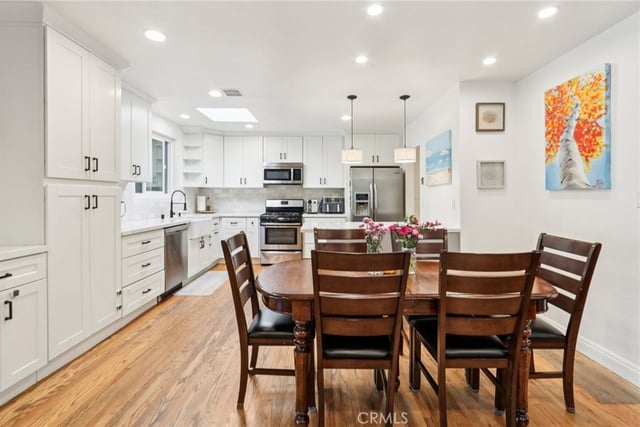 18937 Sylvan Street, Tarzana, CA 91335 — photo 10 of 56