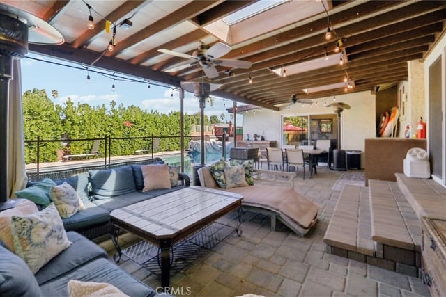 18937 Sylvan Street, Tarzana, CA 91335 — photo 37 of 56