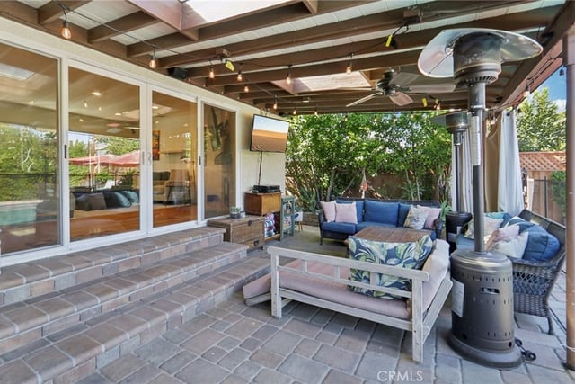18937 Sylvan Street, Tarzana, CA 91335 — photo 39 of 56
