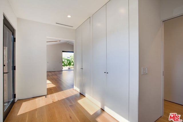 800 Seventh Avenue, Venice, CA 90291 — photo 5 of 27